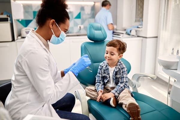 First Dental Visit: How to Make Your Child’s Experience Positive